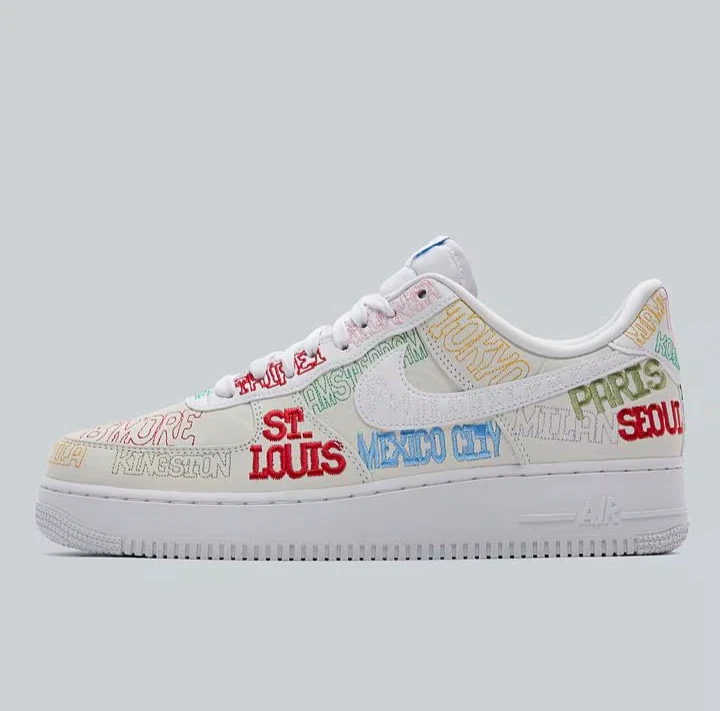 Nike Air Force 1 Low LV8 Graffiti On Tour Men's Trainers in White and Multicolor
Opens in a new wind