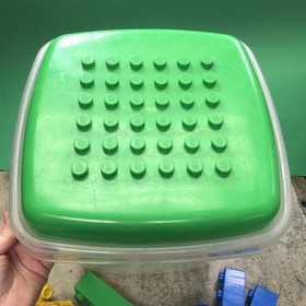 Lego Duplo Quatro 5357 Bucket - Large Chunky Bricks Compete W/Container Tub