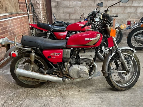 1974 Suzuki GT550 Classic Motorcycle project NO RESERVE - Picture 1 of 22