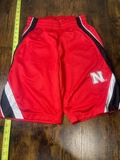 Colosseum Athletics Nebraska Basketball ~ Youth Large