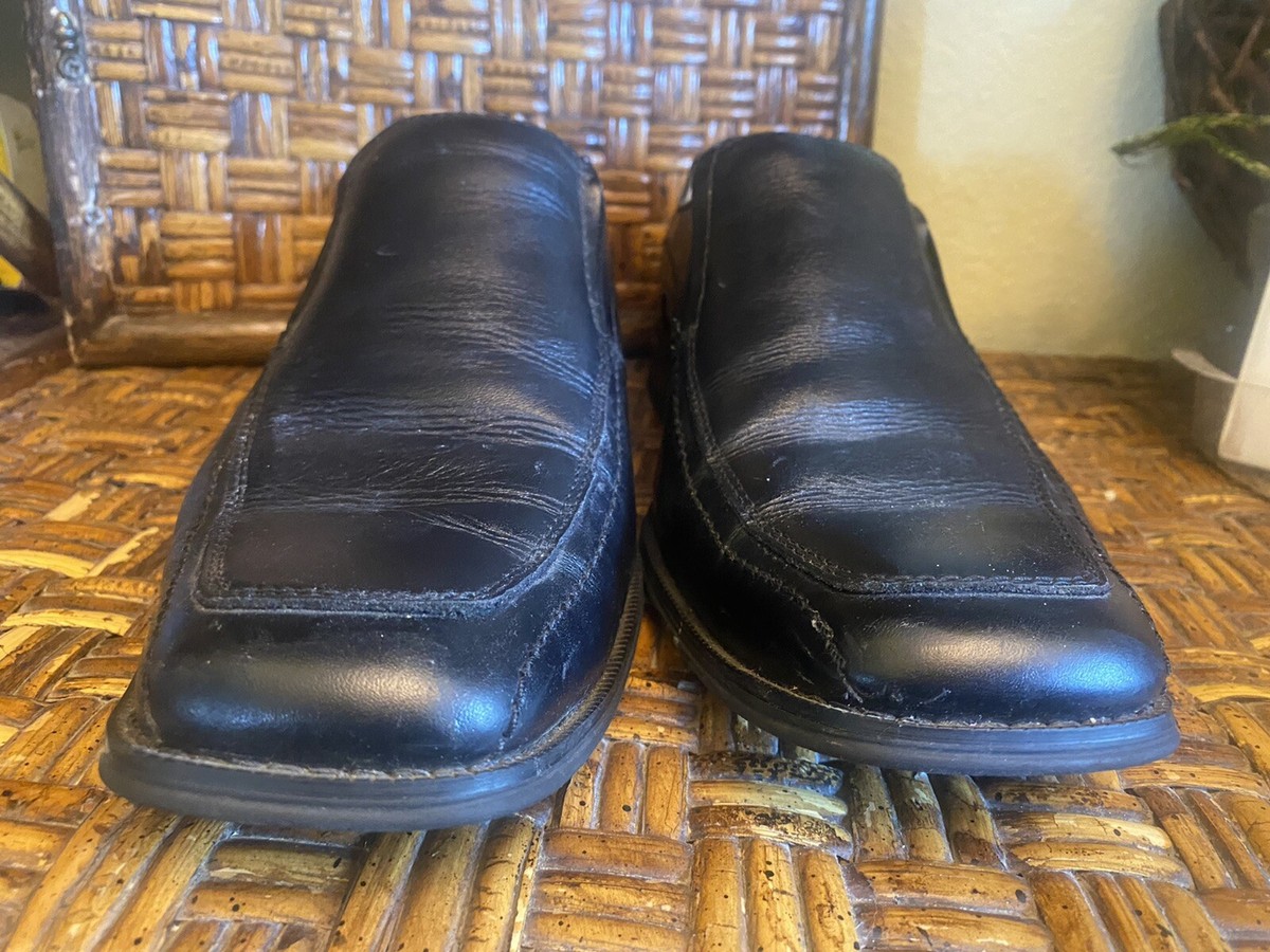 Joseph Abboud Moc Toe Black Leather Dress/ Church Loafers Mens size 11D Joseph Abboud Leather Upper Black Dress Shoes for Men for  main image 2