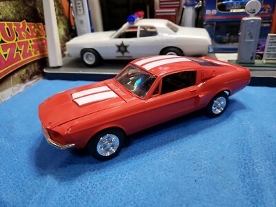 1:24- 1:25 BUILT MODEL CAR FORD MUSTANG 👌 NICE CAR