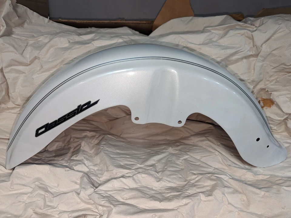 Yamaha XVS65ATS 2004 V-STAR SILVERADO FABRICANTE DE EQUIPOS ORIGINALES PARTE DEL GUARDABARROS DELANTERO 5BN-Y2151-P1-P3 Foto 2 de 4