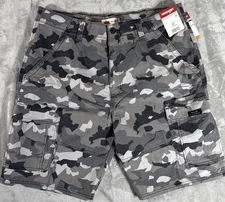 Men's Wrangler Camo RipStop Cargo Shorts Sz 36 Stretch Relaxed Five Star Premium