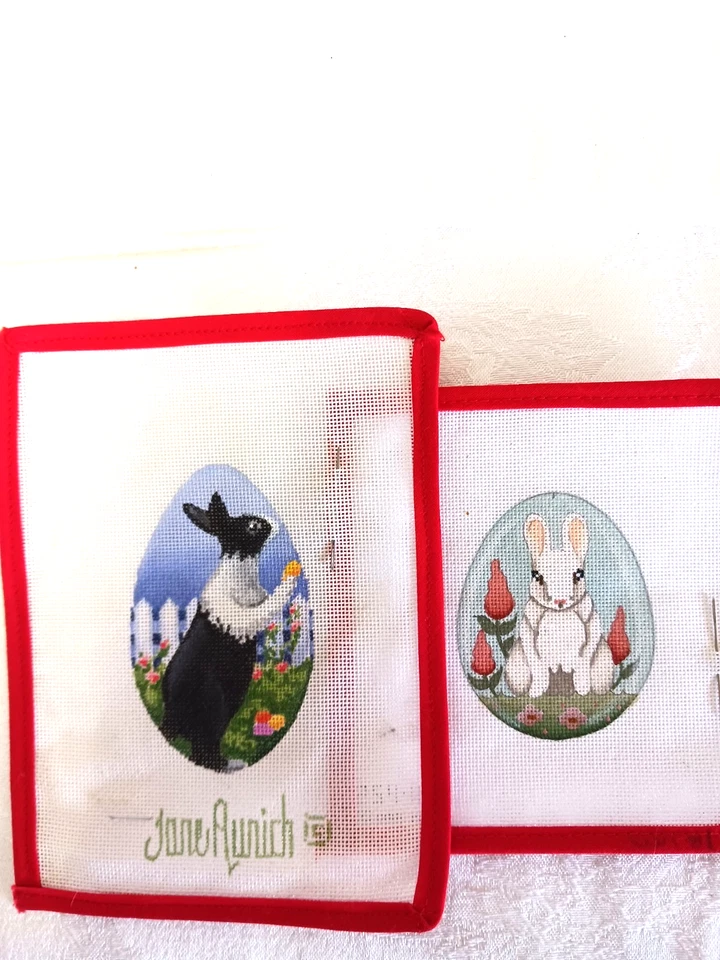 RARO!  Lote de 10 piezas CESTAS DE PASCUA Y HUEVOS - LIENZOS PINTADOS A MANO PUNTA DE AGUJA - 18m  Foto 3 de 4