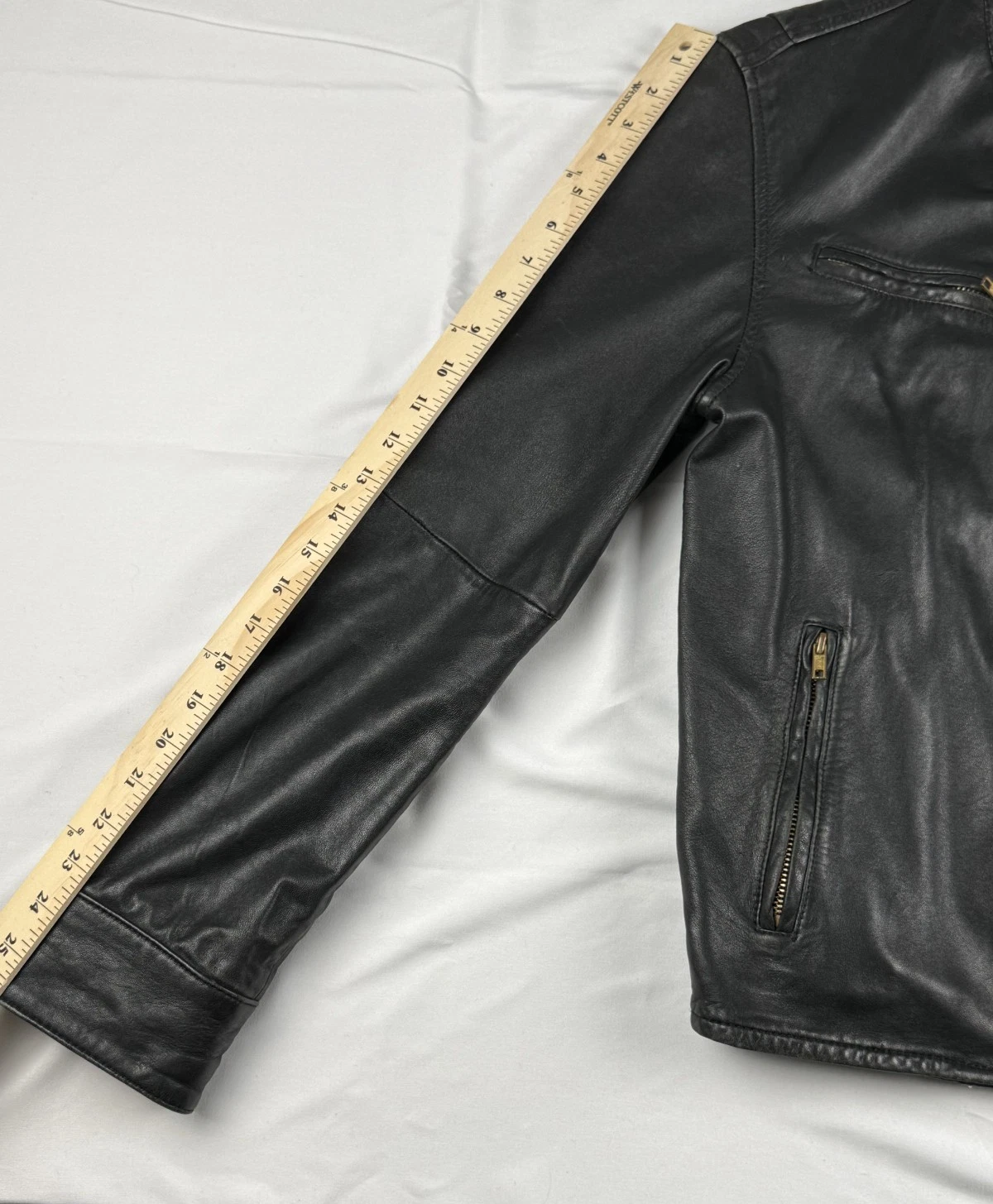 Levis Made and Crafted Black Sheepskin Leather Moto Jacket-Made in Italy Sml/Med - product detail image 10