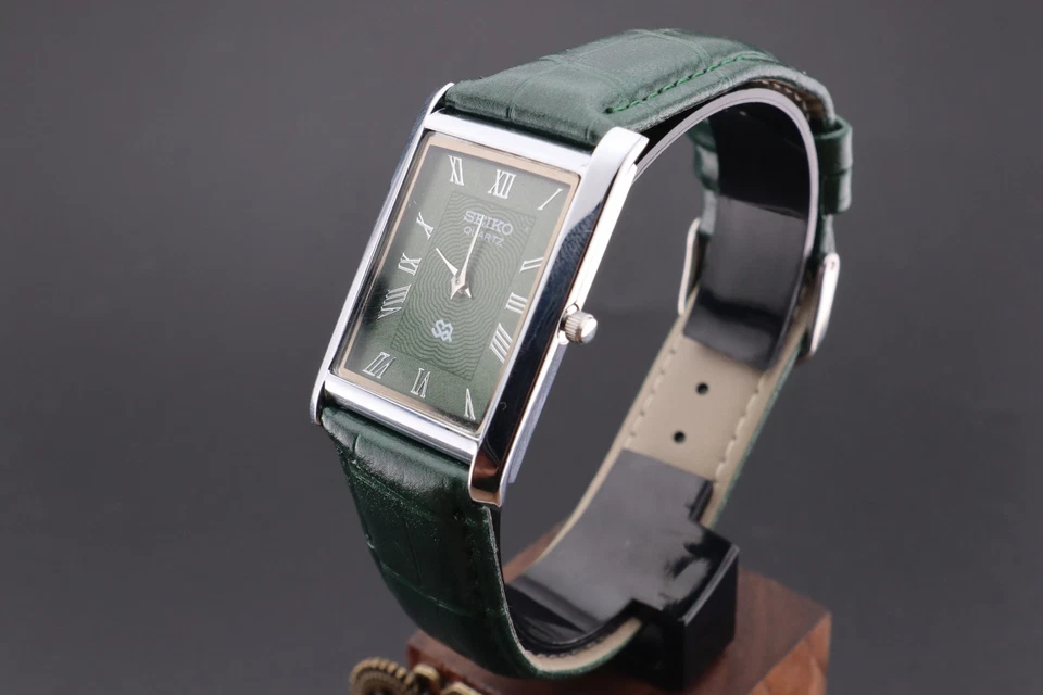 Reloj de pulsera vintage de cuarzo para caballeros con esfera verde delgada Seiko - ENVÍO GRATUITO Foto 2 de 4