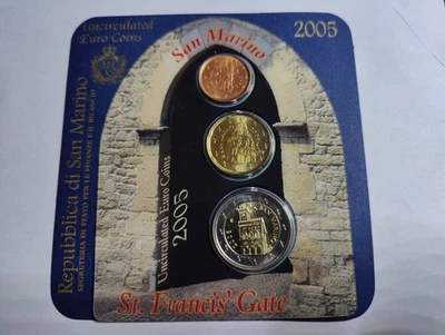 Coincard de Saint Marin de 2005 avec la 2 cts,la 20 cts et la 2 euros. - Photo 1/2