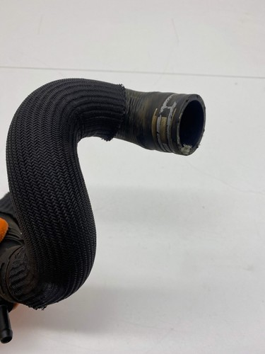 Audi RS4 coolant water pipe 4.2 V8 4.2 V8 B7 A4 2008 Cabriolet - Picture 10 of 11