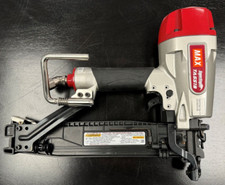 MAX TA551B/16-11 Pneumatic Medium Crown Stapler 1" to 2" Fastener Range