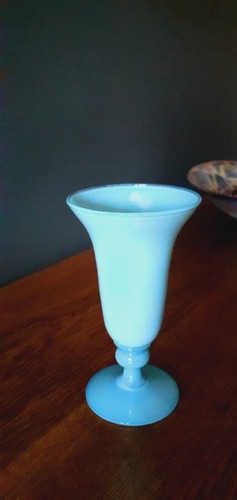 Vase Pied Douche En Cristal Bleu Opalescent Année 50/60 - Imagen 5 de 6