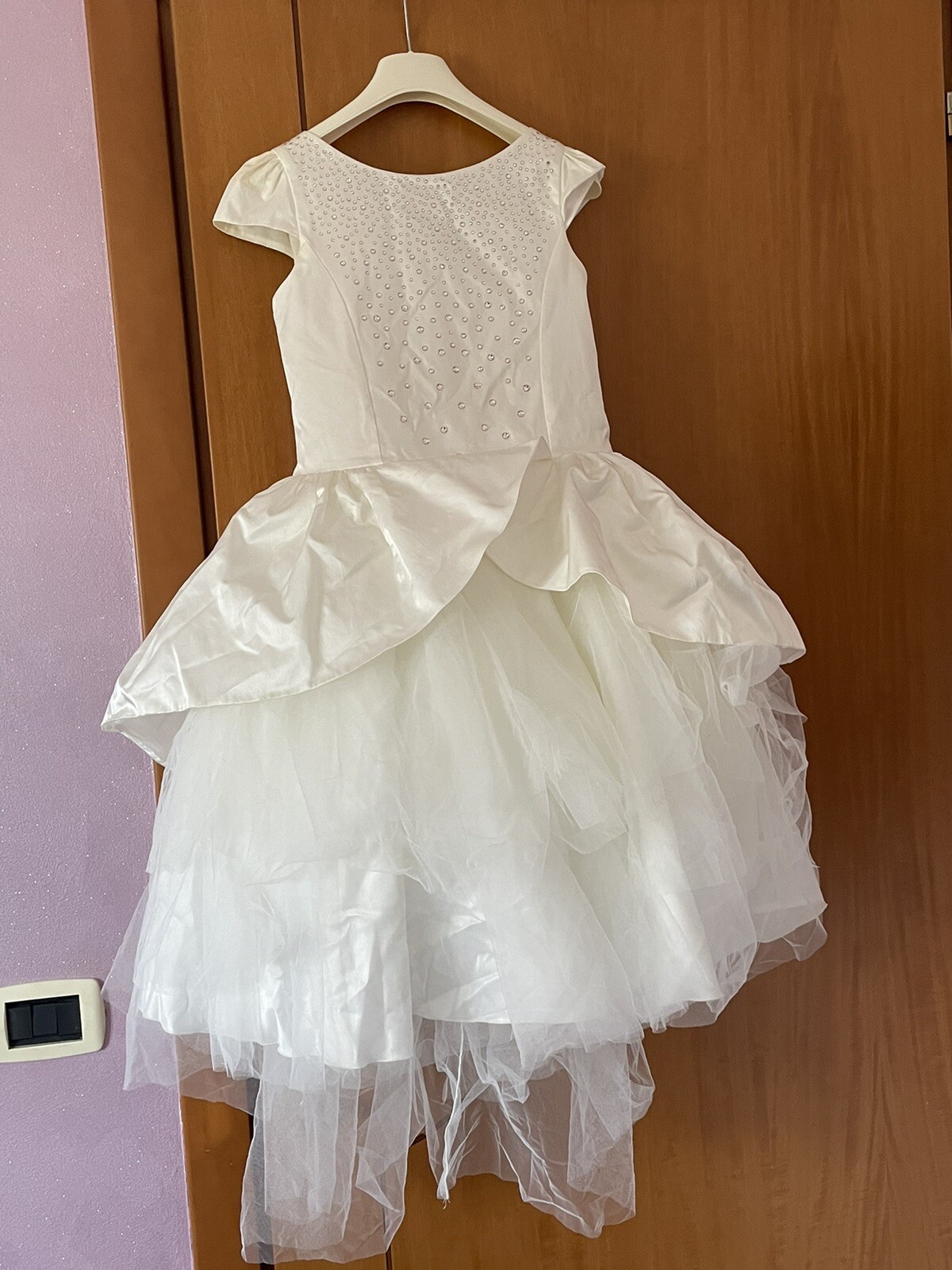 Foto 1 di 14