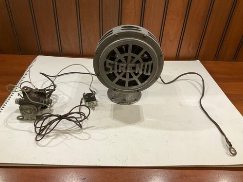 Vintage SIRENO Fire Truck Front Mount Emergency Siren Alarm WS DARLEY Chicago IL - Picture 2 of 15
