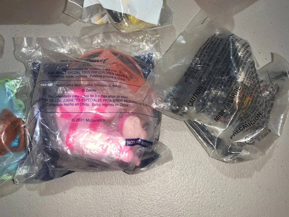 LOTE DE 4 JUGUETES SELLADOS MCDONALDS HAPPY FOOD - TONKA, HOT WHEELS, BATMAN, REPOLLO P Foto 2 de 4