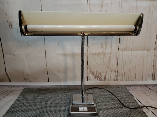 VTG Underwriter Laboratories Gooseneck MCM Portable Desk Lamp Silver Wood Grain - Picture 3 of 9