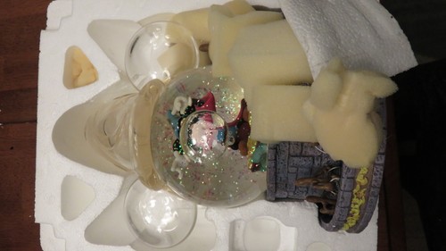 Disney Mickey Mouse Music Snow Globe Fantasia Sorcerer's Apprentice - Picture 9 of 12