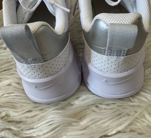 Damen Neu🌿 Nike Air Max Nuaxis Größe 10 - Bild 2 von 4