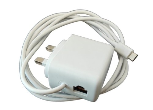 UK Plug Ethernet USB-C RJ45 Power Adapter 5V 1.5A 7.5W for Chromecast Google TV - Picture 3 of 5
