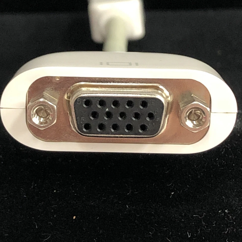 Apple Mini VGA to VGA Adapter 603-0607 ~ iBook, eMac, Powerbook, NEW IN PACKAGE - Image 4 of 4