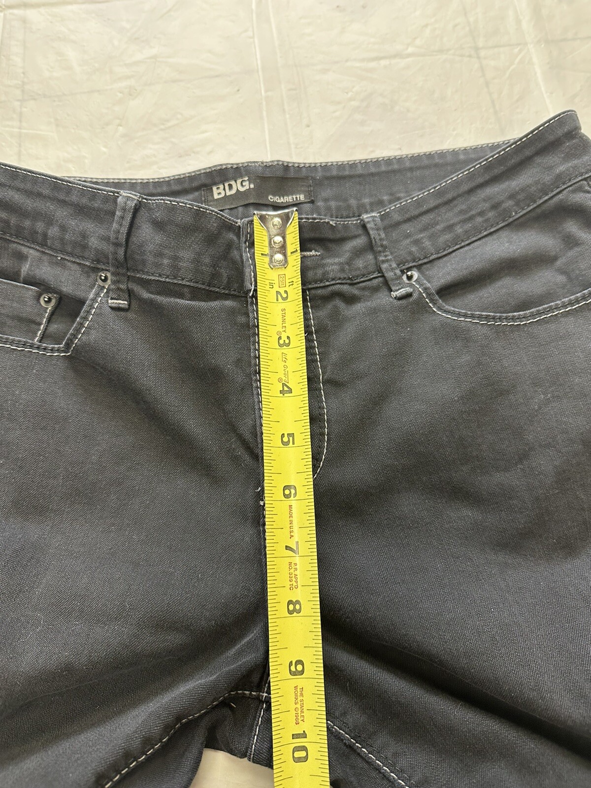 Picture 4 of 8