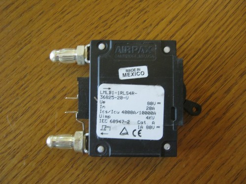 Interruttore AIRPAX LMLB1-1RLS4R-34866-100-V – 100 Amp, Maniglia Bianca, Nuovo Open Box