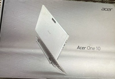 Acer One 10 S1002-145A Dark Silver     Windows 10 Home Processor