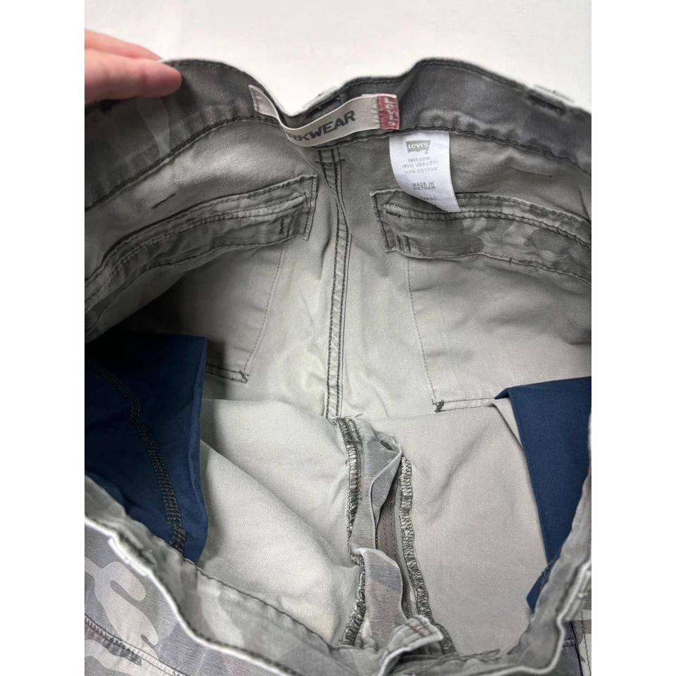 LEVIS WORKWEAR Mens Camo Cargo Shorts W34 Cotton Military Tactical Utility - Image 4 of 4