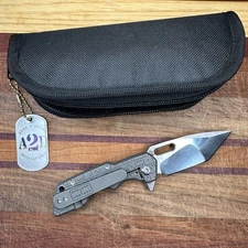 Attn2Detail MK 1 SMALL - Custom Shop Domino Edition Compound Grind