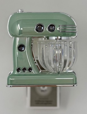 BATH & BODY WORKS STAND MIXER NIGHT LIGHT UP WALLFLOWER FRAGRANCE PLUG IN HOLDER