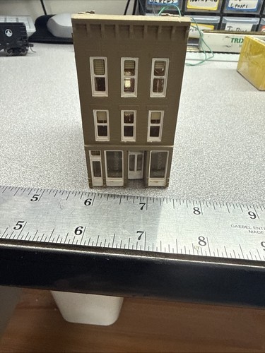 DPM N Scale Storefront Commercial Building Pool Hall, Built, Layout, Ready,
