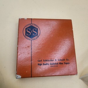 Schleicher & Schuell Analytical Filter Papers 11 CM 100 Hand Circles
