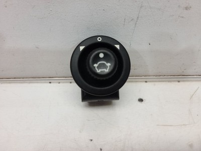 2002-03 Ford Explorer XLT (4 Door) Drivers Left Front Mirror Switch - Power