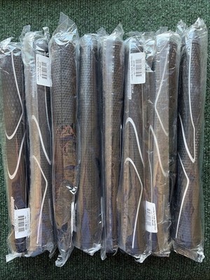 JumboMax Tour Series Golf Grips - Black/Silver Large (+11/32) JM440-4400. 8 Each