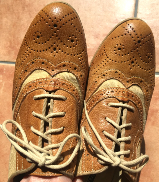 Leather Oxfords Shoes Tan and Cream