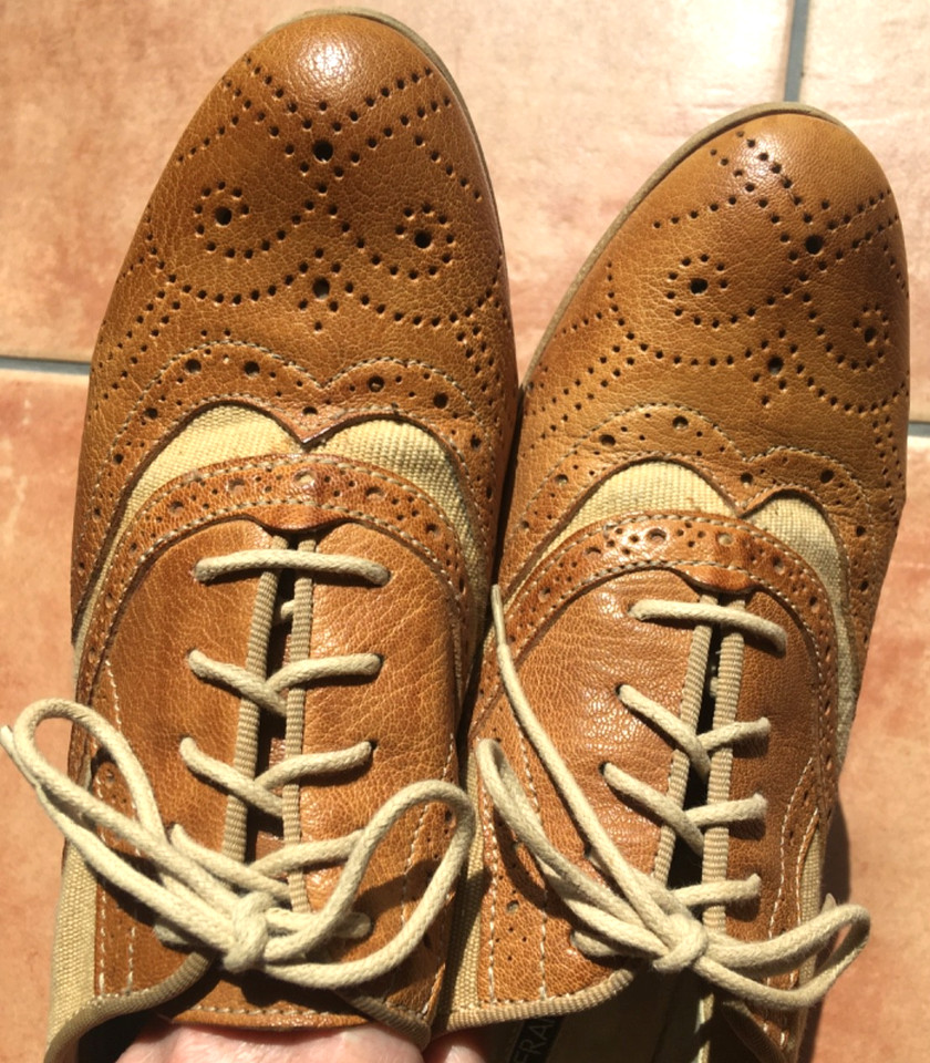 Leather Oxfords Shoes Tan and Cream
