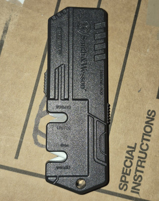Smith & Wesson Black Ops Drop Point Plain Edge Liner Lock Manual, Bottle Opener