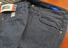 IZOD Men’s Straight Fit Stretch 5-Pocket Style Jeans Dark Blue 34x32 Ultraflex