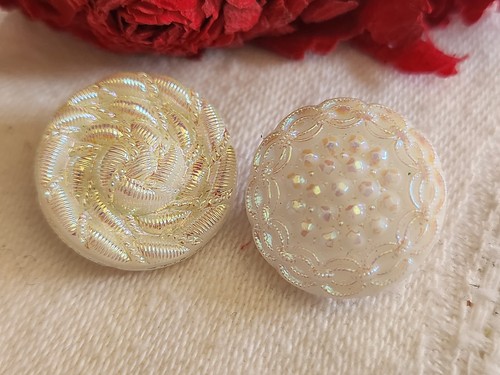 Duo Vintage Glass Buttons White Iridescent Gold 1.8 Cm G7J - Picture 3 of 4