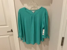 Women’s Beautiful Green Color Counterparts Top With 3/4 Tie Sleeves Size Xl NWT