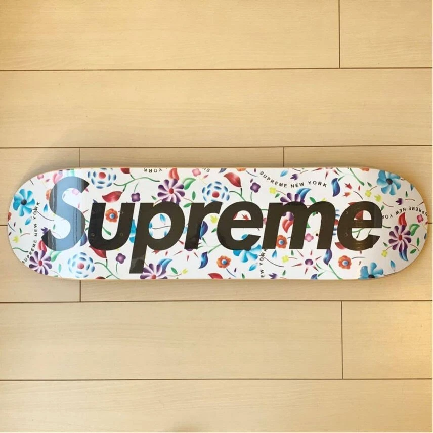 19SS Supreme Airbrushed Skateboard Deck with floral pattern White