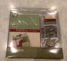 NEW IN PACKAGE, CREATING KEEPSAKES HOLIDAY MINI ALBUM MEMORIES KIT