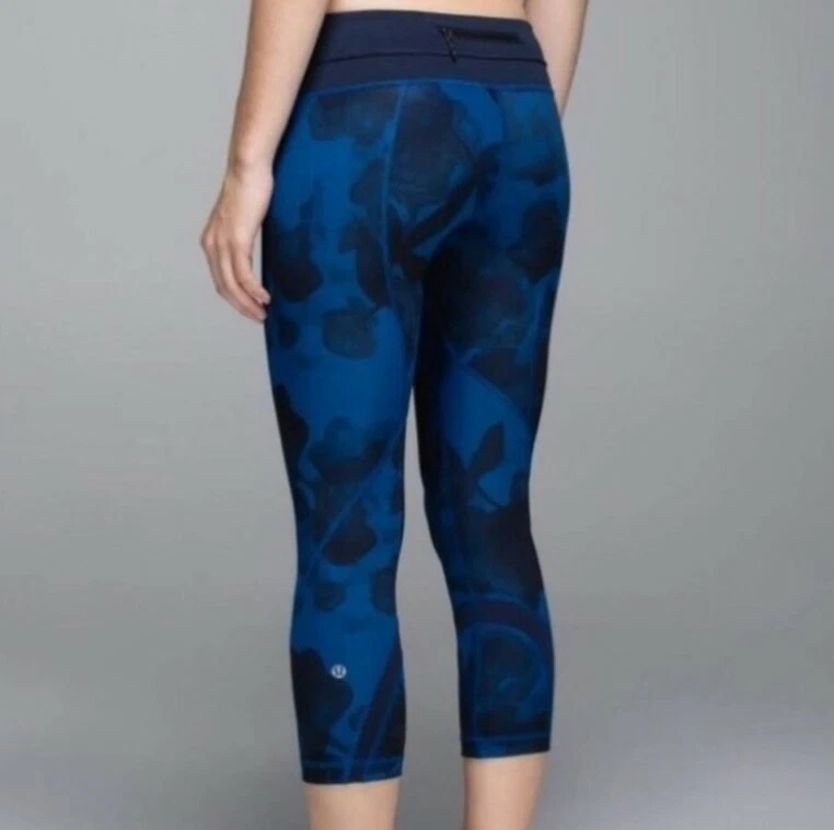 Lululemon Wunder Under Crop Jumbo Inky Blue Black Floral Sz 8 Legging Capri