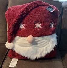 NWT Cuddl Duds Pillow Sherpa Gnome Cozy Soft Throw Pillow 18×18