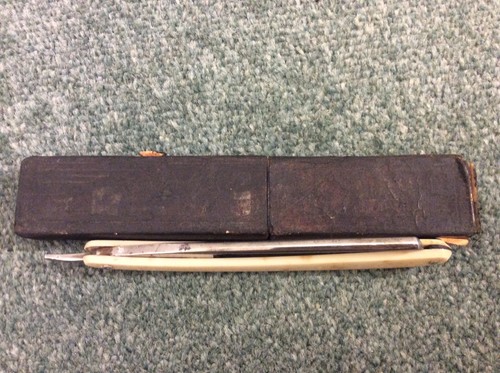 Vintage A. Grissolange Straight Razor Manufactured in Thiers-France - Picture 9 of 12