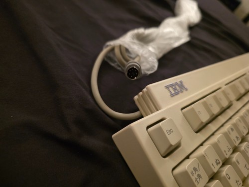 IBM 109-Key Japanese Keyboard KB-7953 PS/2 Membrane OEM Classic Beige CLEAN - Picture 2 of 7