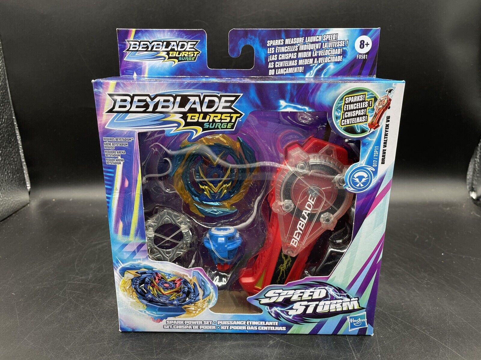 Beyblade Burst Surge Speedstorm Kit Poder das Centelhas -- Kit de