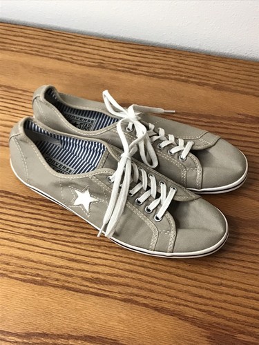 beige one star converse