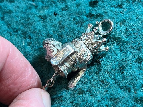 Vintage 1960s MONET Silver Mechanical Dog Charm w/ Crown ~ Eyes & Tongue Move - Picture 4 of 11
