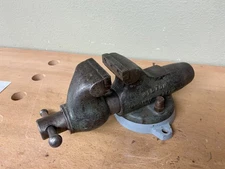 Wilton 3” Bullet Vise with Swivel Base