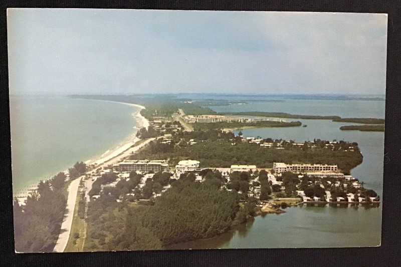 VIEW OF LONGBOAT KEY FLORIDA LOOKING NORTH, BEACHES, NEAR SARASOTA VTG POSTCARD